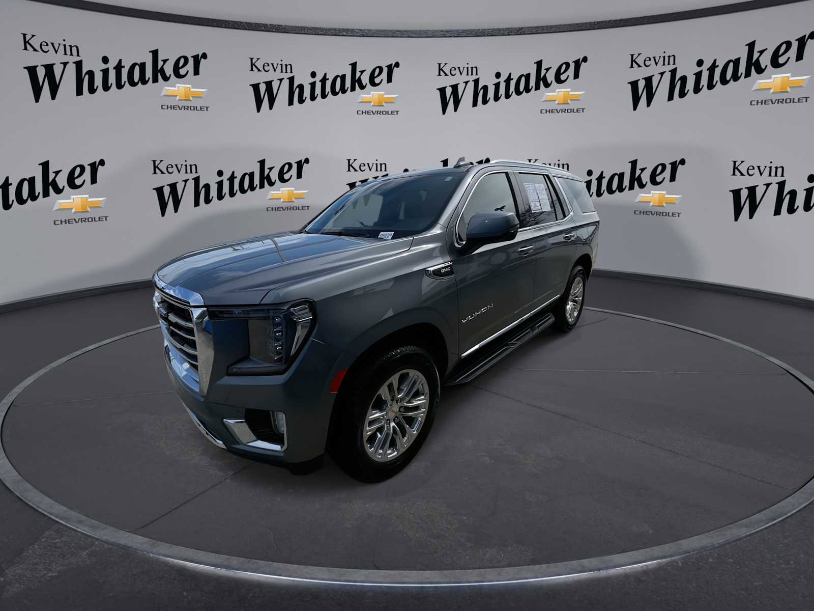 Used 2021 GMC Yukon SLT w/ SLT Luxury Plus Package image 4