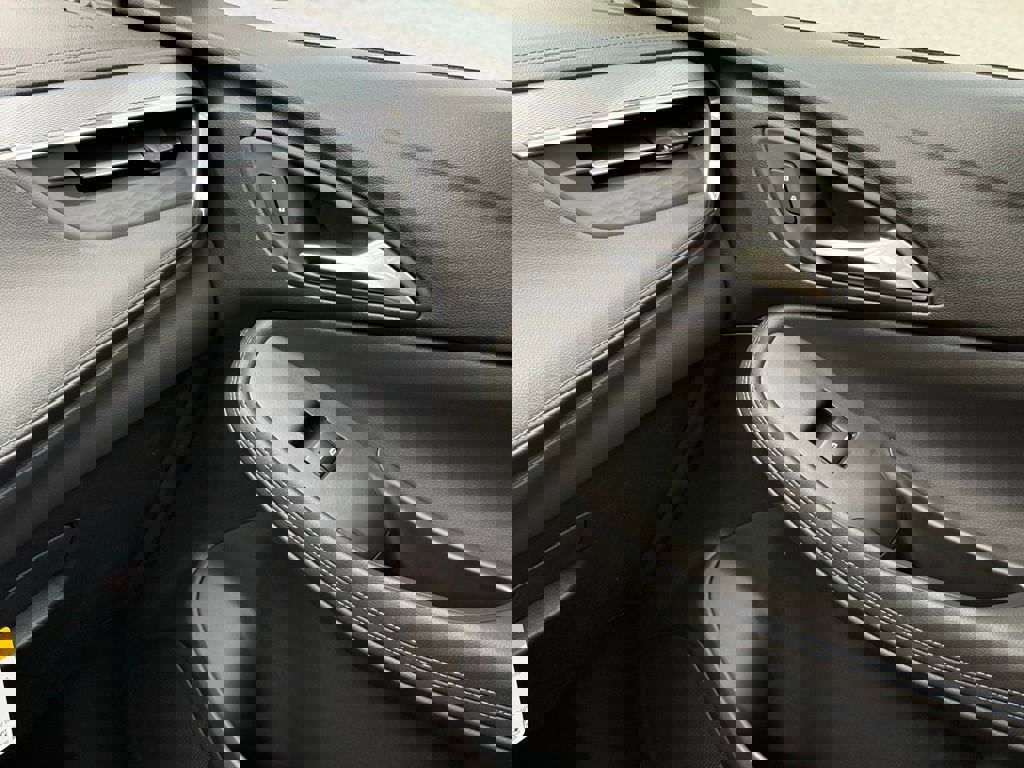 New 2026 Buick Encore GX Sport Touring image 31