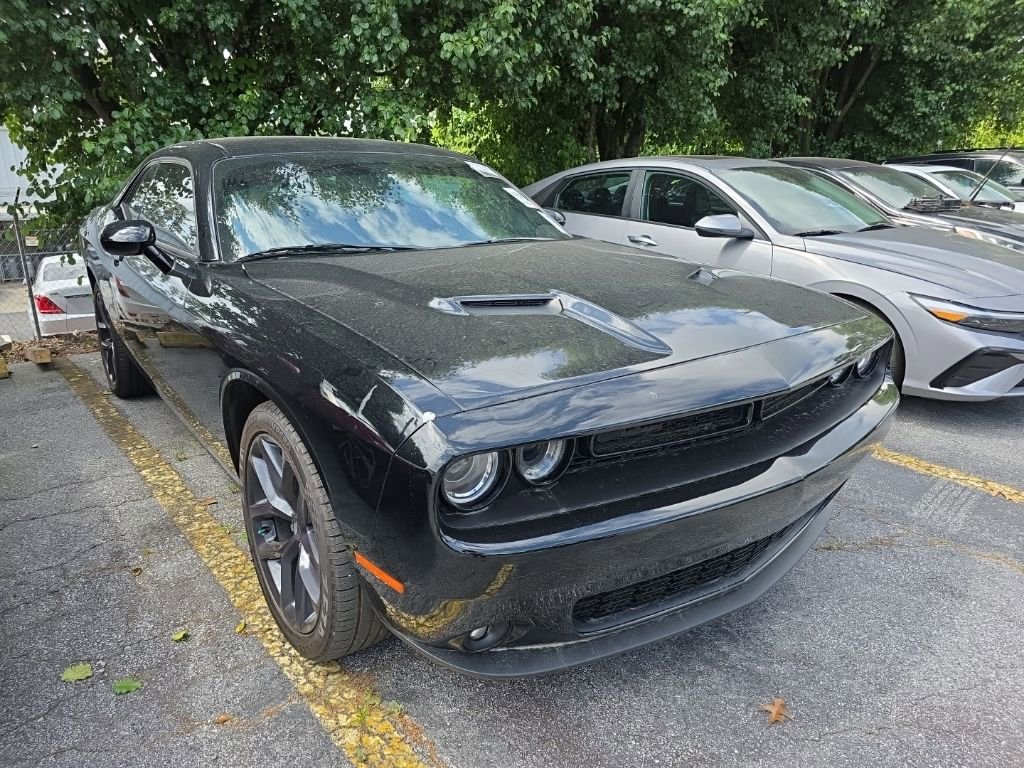 Used 2021 Dodge Challenger SXT w/ Blacktop Package RWD image 2