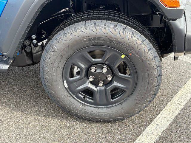 New 2026 Jeep Wrangler Sport AWD/4WD image 11