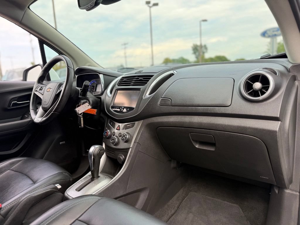 Used 2016 Chevrolet Trax LTZ FWD image 15