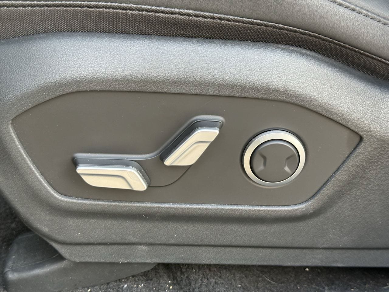 Certified 2026 Hyundai Santa Fe SEL FWD image 19