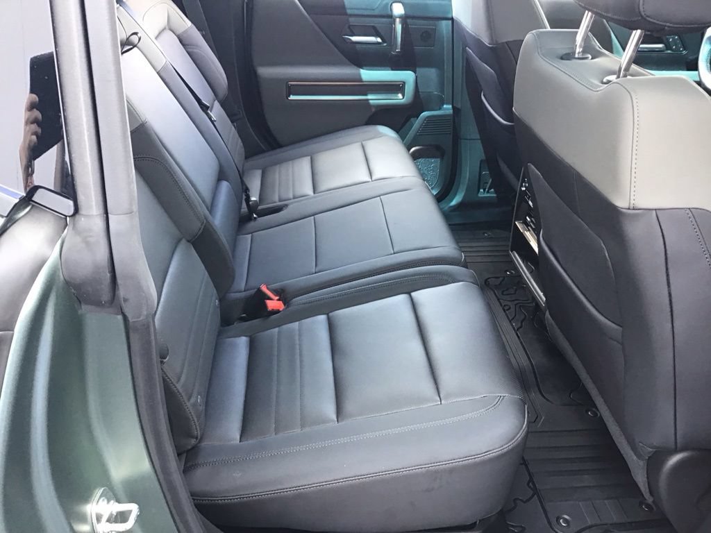 Used 2024 GMC Hummer EV 3X AWD/4WD image 16
