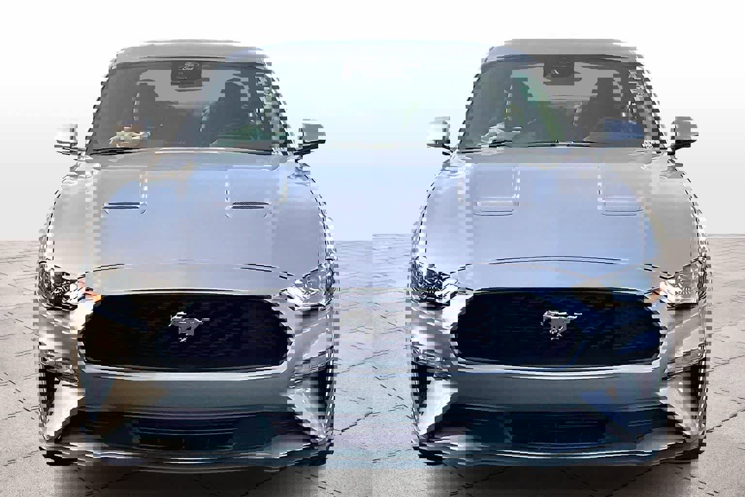 Used 2021 Ford Mustang EcoBoost image 3