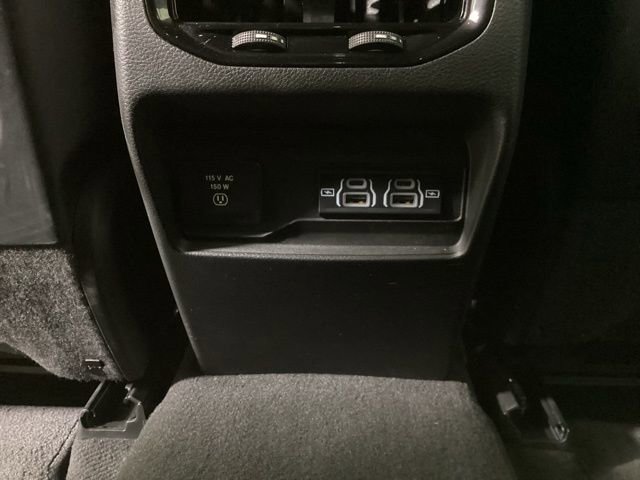 Used 2022 Jeep Grand Cherokee Altitude image 34