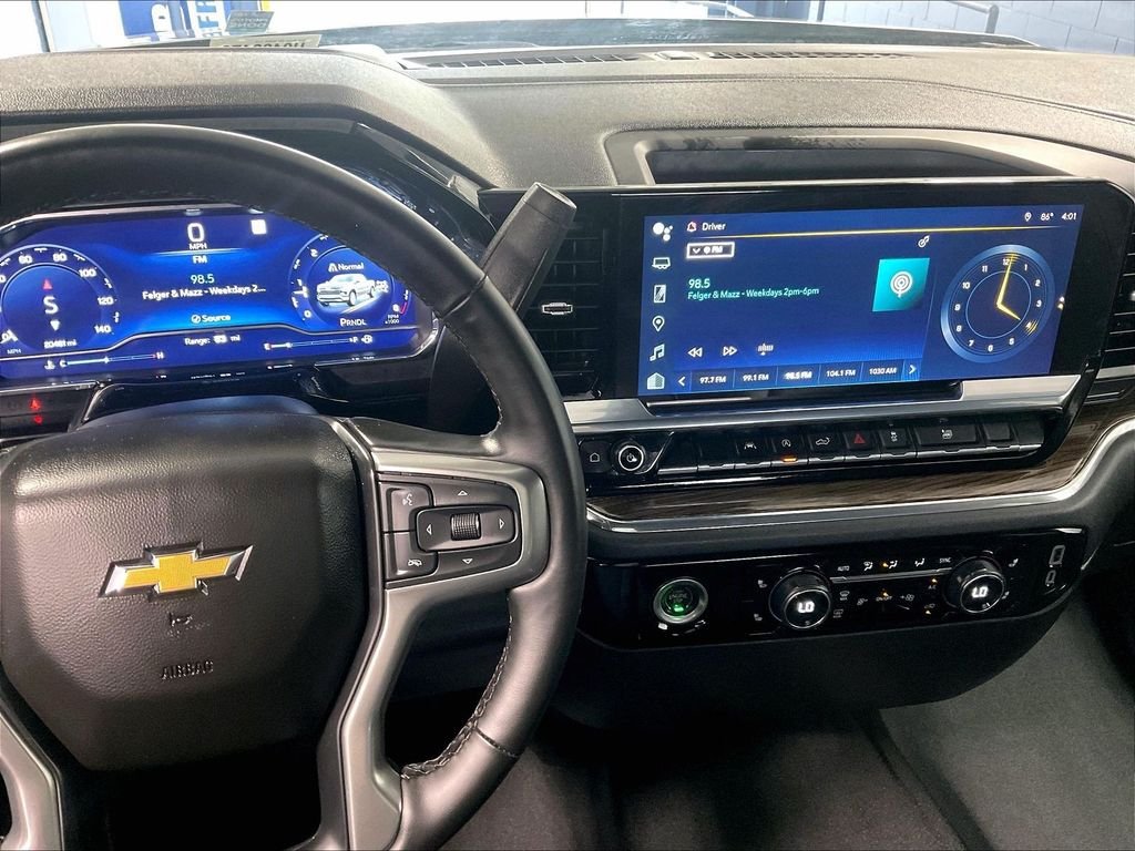 Used 2023 Chevrolet Silverado 1500 LT AWD/4WD image 18
