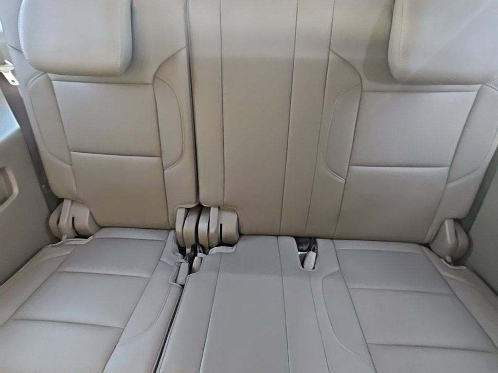 Used 2019 GMC Yukon XL SLT w/ Open Road Package image 16