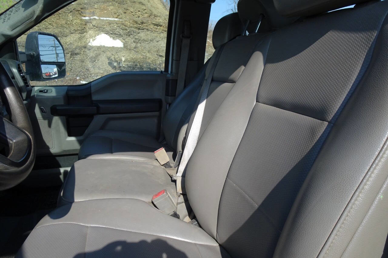 Used 2018 Ford F250 XL w/ Power Equipment Group image 17