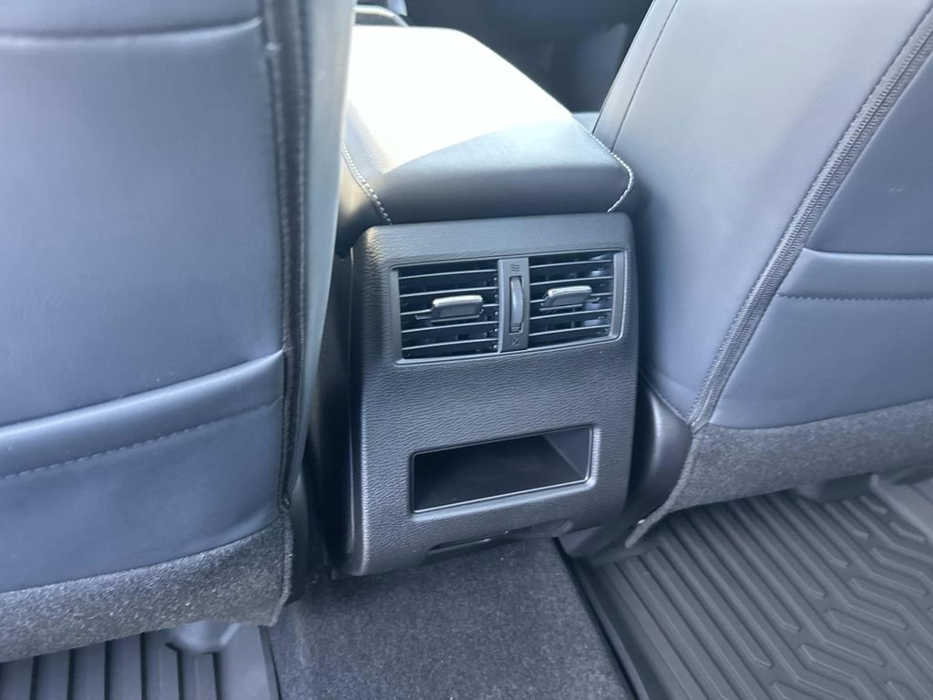 New 2026 Mitsubishi Outlander SE FWD image 18