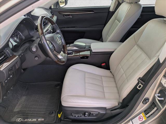 Used 2018 Lexus ES 350 w/ Luxury Package w/Wood Trim FWD image 17