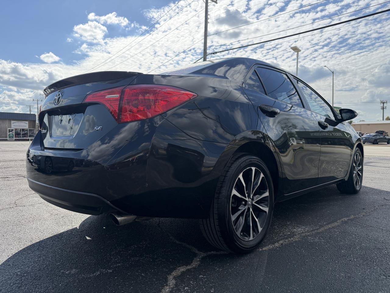 Used 2018 Toyota Corolla SE FWD image 5