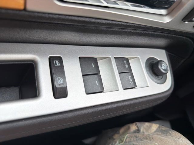 Used 2010 Lincoln MKX AWD image 24