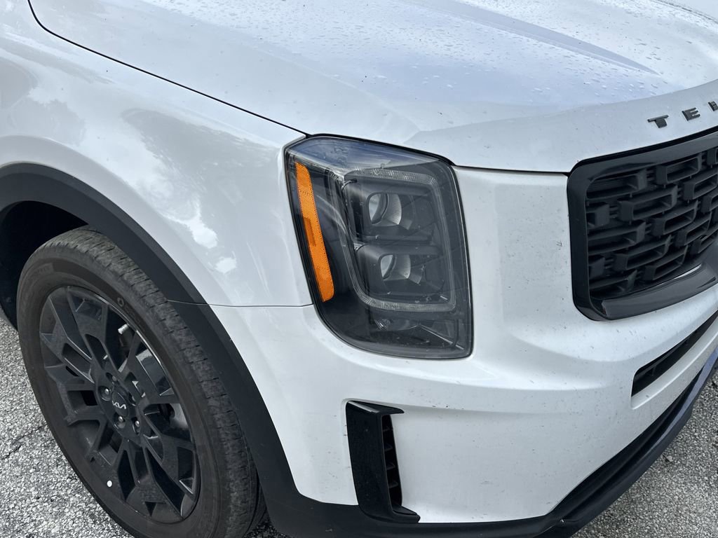 Certified 2022 Kia Telluride EX w/ EX Premium Package image 2