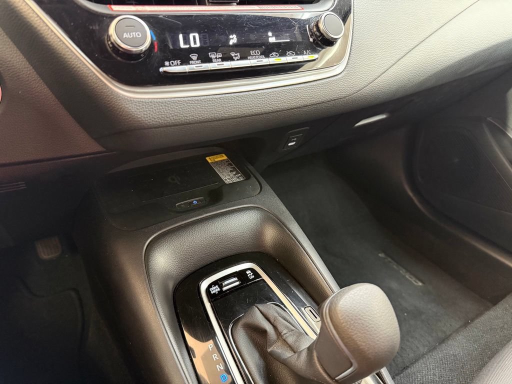 Used 2026 Toyota Corolla SE w/ SE Package FWD image 13