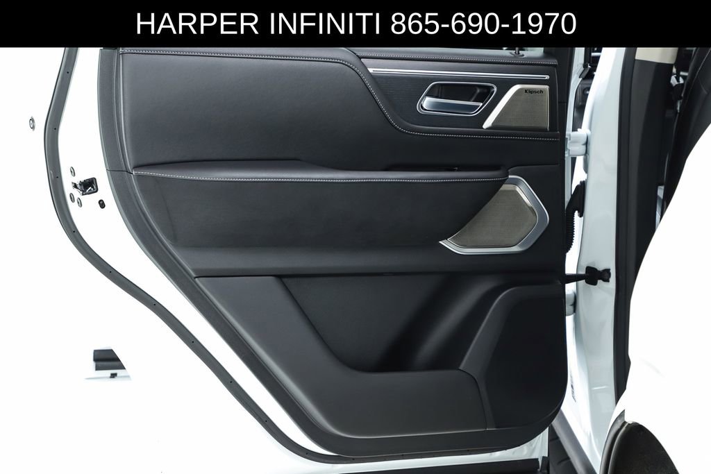 Used 2025 INFINITI QX80 Sensory AWD/4WD image 18
