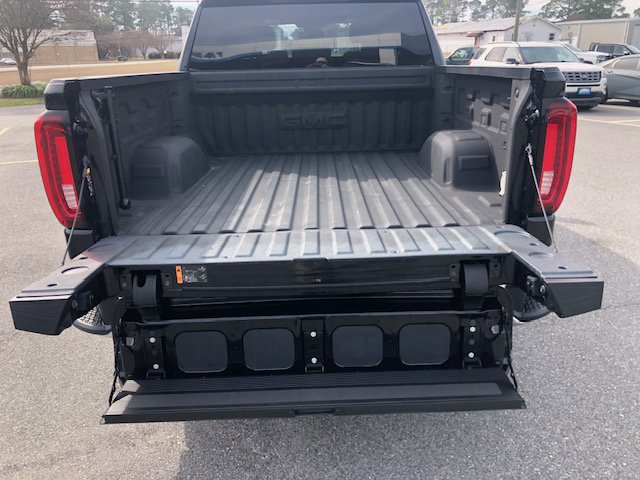 Used 2022 GMC Sierra 1500 SLT w/ SLT Premium Package image 7