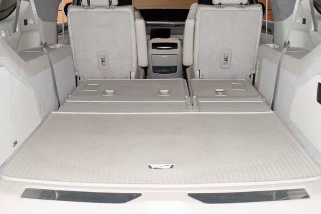 Used 2025 Cadillac Escalade ESV Sport Platinum w/ LPO, Floor Liner Package AWD/4WD image 15
