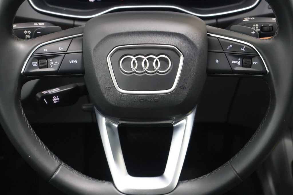 Used 2021 Audi Q5 e Premium AWD/4WD image 17