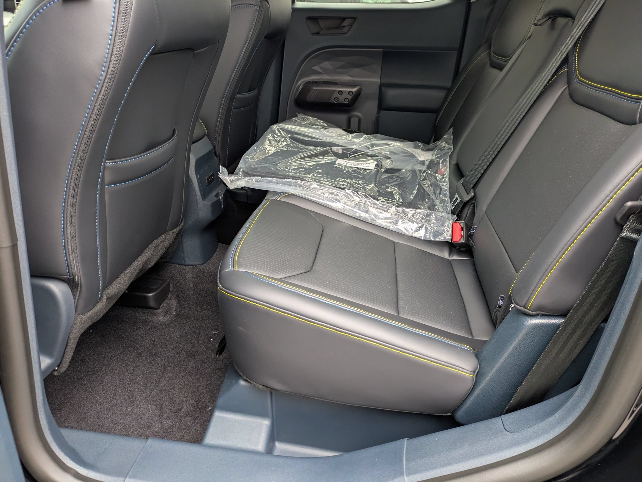 New 2026 Ford Maverick Lobo AWD/4WD image 25