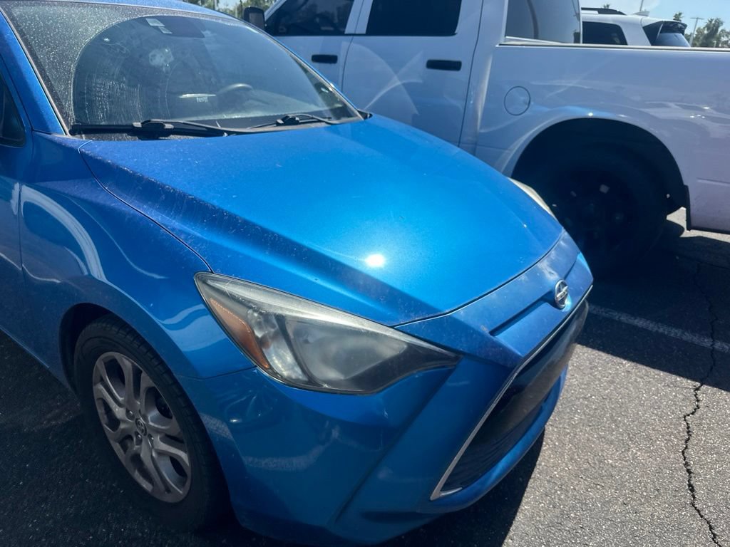 Used 2016 Scion iA FWD image 7