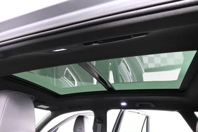 New 2026 Volkswagen Atlas Cross Sport SEL Premium R-Line AWD/4WD image 6