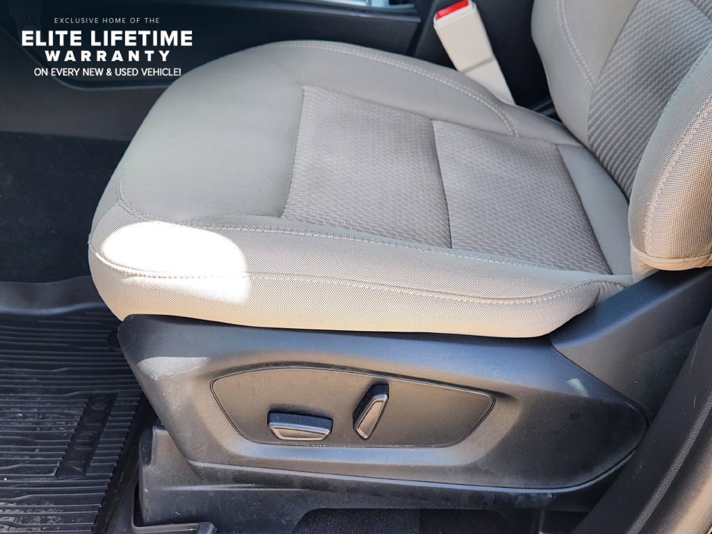 Used 2023 Ford Explorer 4WD image 9