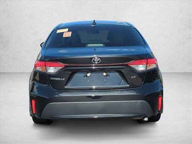 Used 2022 Toyota Corolla LE image 5