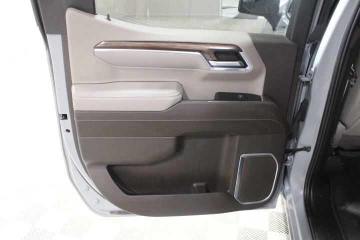 Used 2024 Chevrolet Silverado 1500 RST w/ Dark Appearance Package AWD/4WD image 20