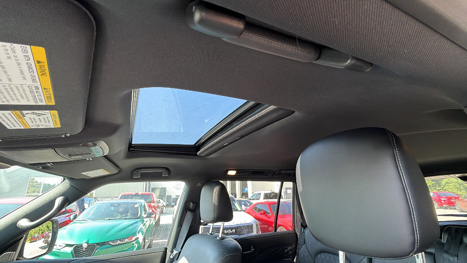 Used 2024 INFINITI QX80 Sensory AWD/4WD image 16