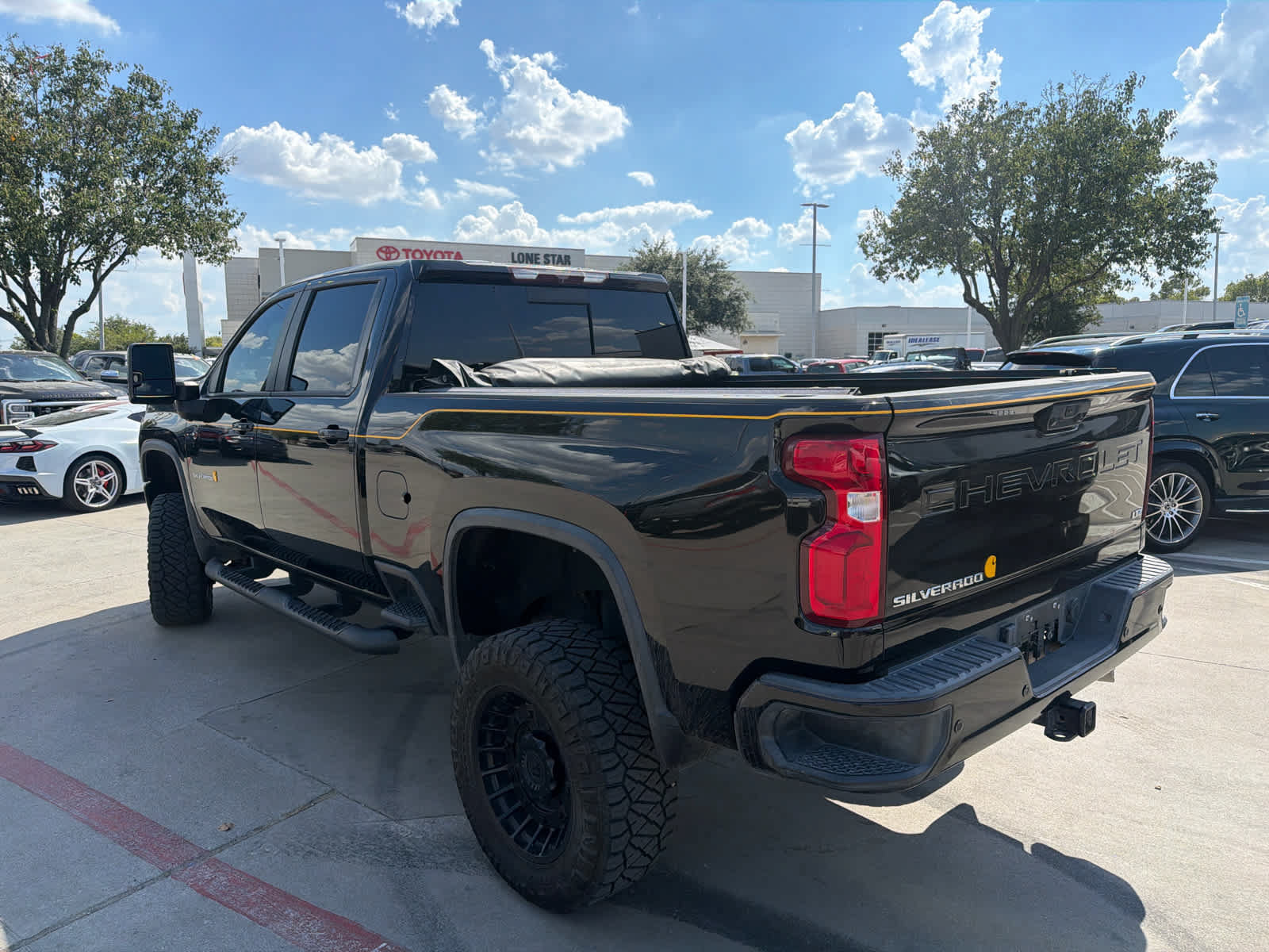 Used 2021 Chevrolet Silverado 2500 LTZ w/ Carhartt Edition AWD/4WD image 3