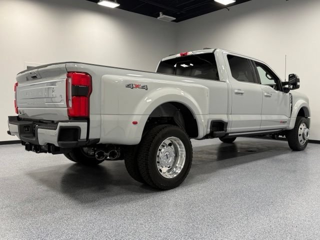 Certified 2026 Ford F450 Platinum w/ Platinum Plus Package AWD/4WD image 13