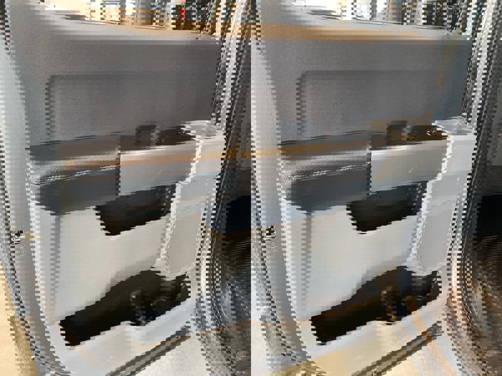 Certified 2024 Ford F350 XLT image 26