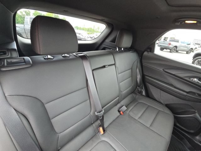 Used 2025 Chevrolet TrailBlazer RS w/ Convenience Package AWD/4WD image 15