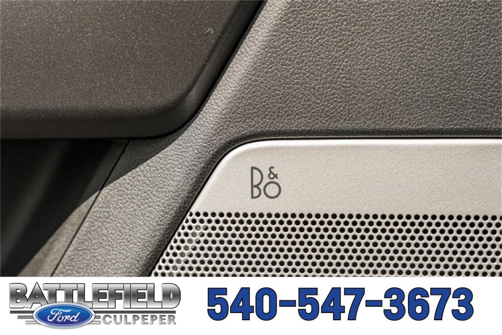 New 2026 Ford F350 Lariat w/ Chrome Package image 38