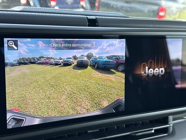 New 2025 Jeep Gladiator Mojave w/ Convenience Group image 27