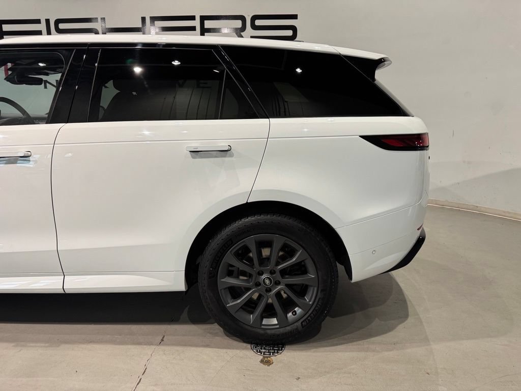 Used 2023 Land Rover Range Rover Sport SE Dynamic AWD/4WD image 6