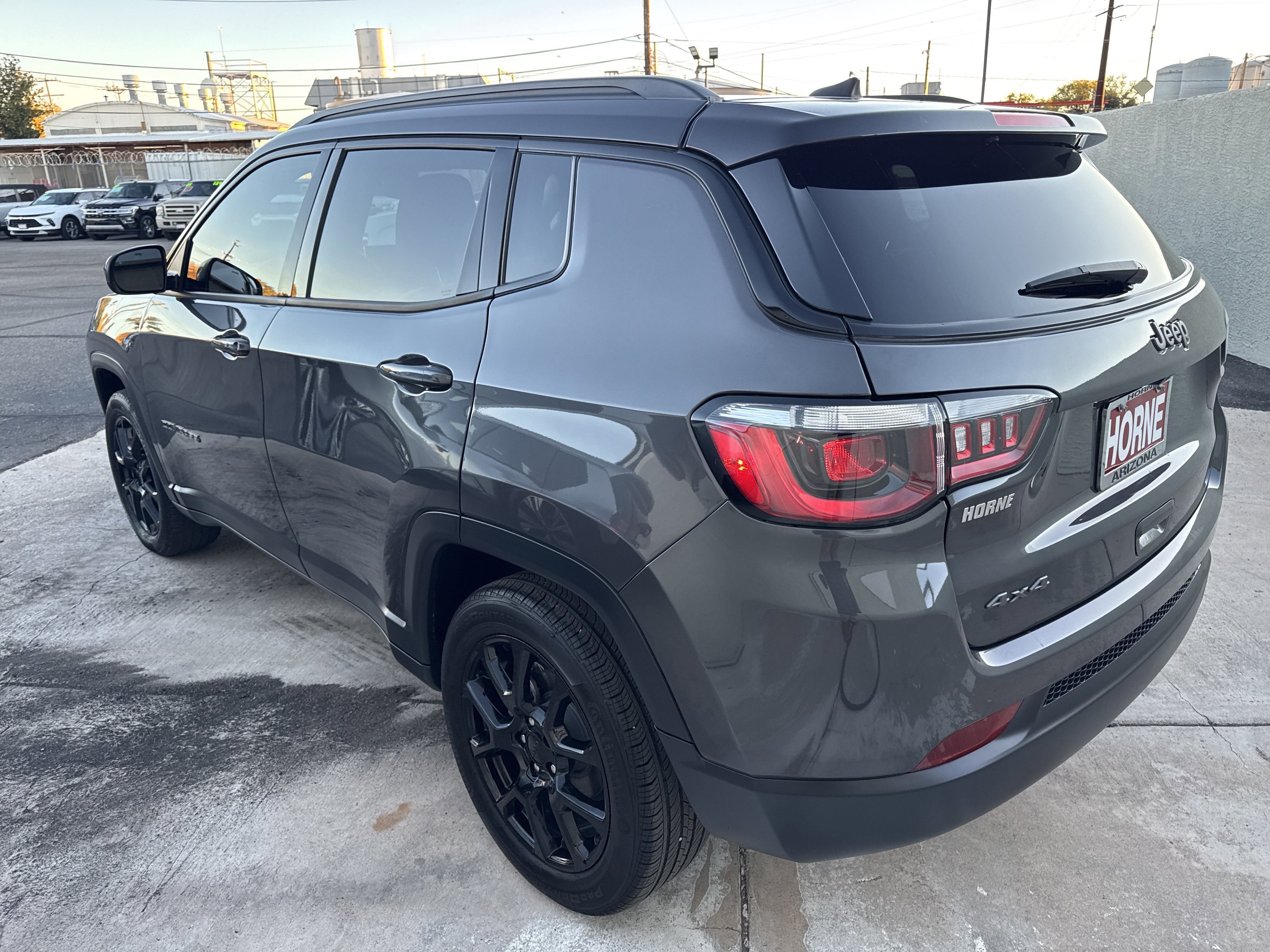 Used 2024 Jeep Compass Latitude w/ Convenience Group image 5