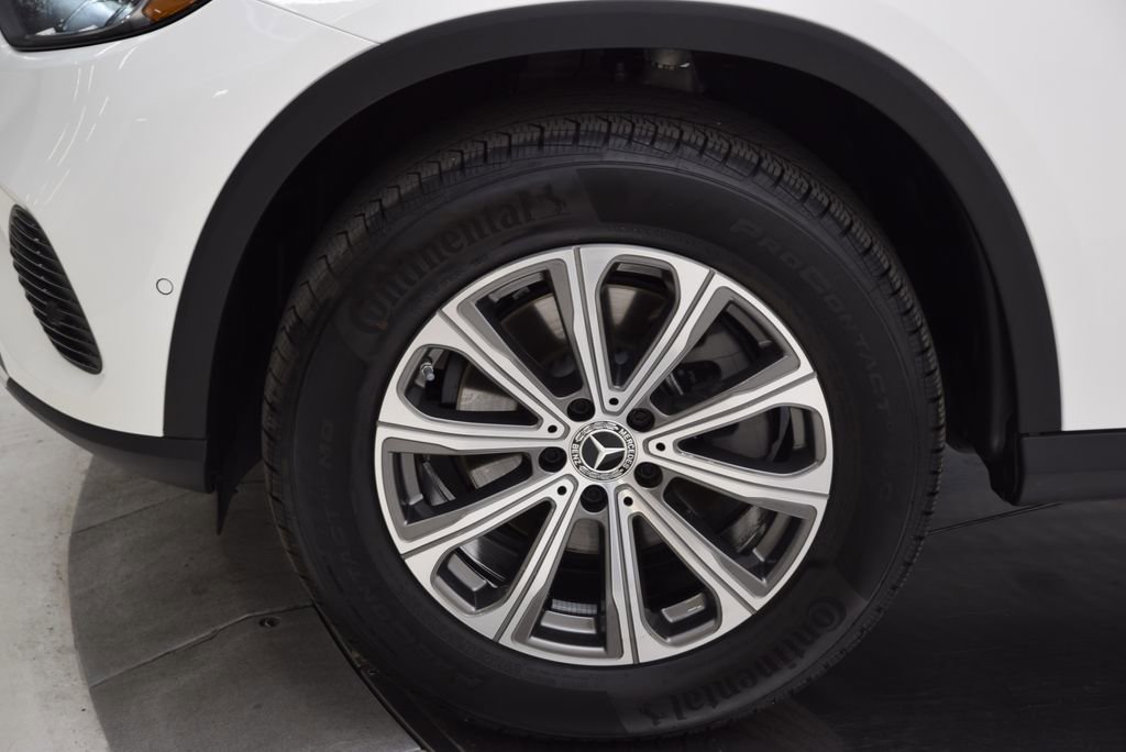 Certified 2026 Mercedes-Benz GLC 300 image 12