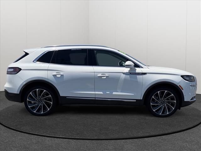 Used 2022 Lincoln Nautilus Reserve w/ Equipment Group 201A AWD/4WD image 4