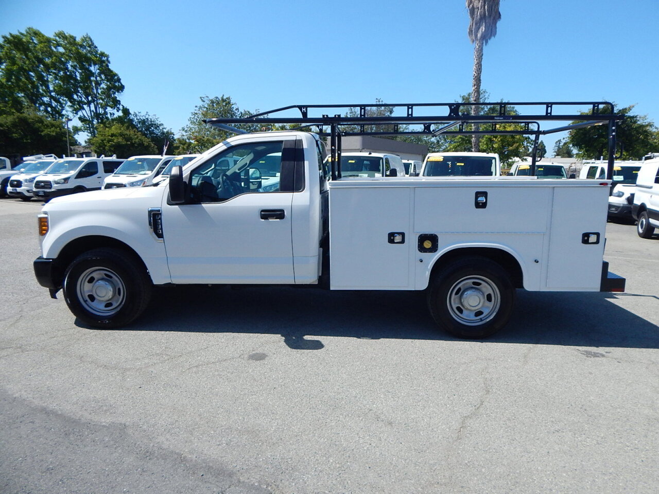 Used 2017 Ford F350 XL RWD image 5