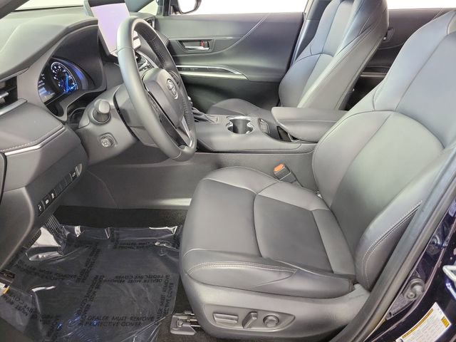 Used 2024 Toyota Venza XLE AWD/4WD image 19