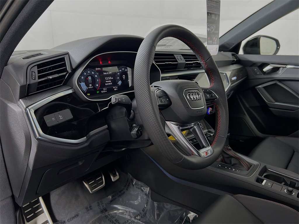 New 2025 Audi Q3 2.0T Premium Plus image 9