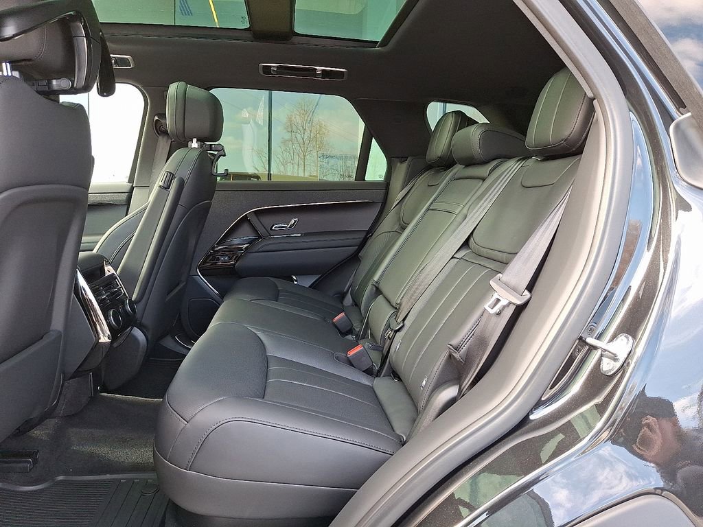New 2026 Land Rover Range Rover Sport Dynamic SE image 6