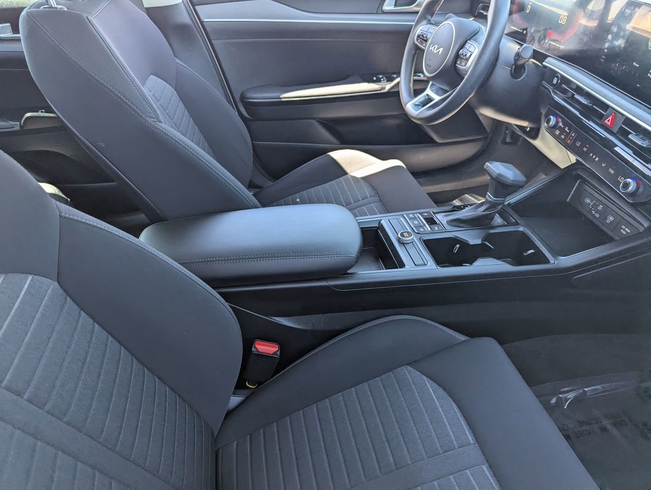 Used 2025 Kia K5 LXS FWD image 12