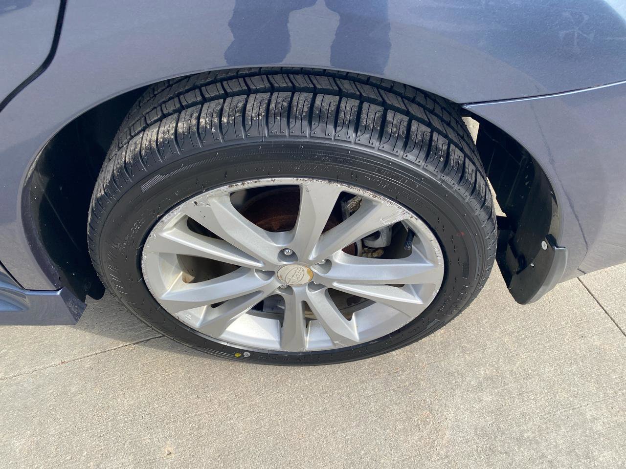 Used 2014 Subaru Legacy 2.5i image 9