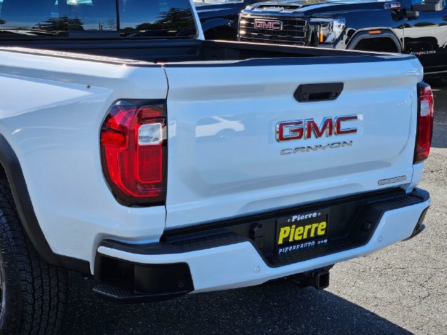 Used 2025 GMC Canyon Elevation w/ Convenience Package RWD image 12