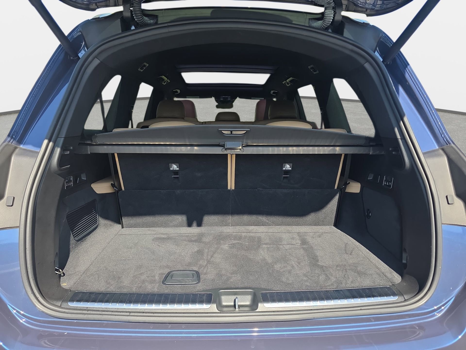 Used 2024 Mercedes-Benz GLS 580 4MATIC image 12