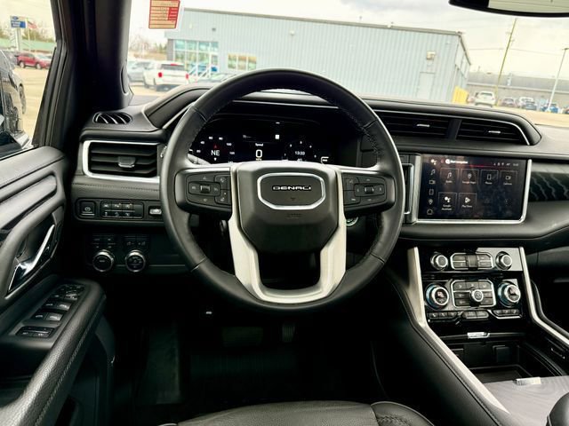 Used 2023 GMC Yukon XL Denali w/ LPO, Floor Liner Package AWD/4WD image 25