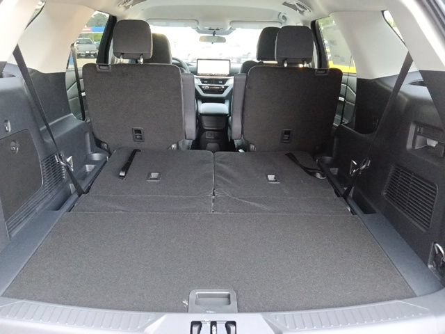 New 2026 Ford Explorer Active RWD image 29
