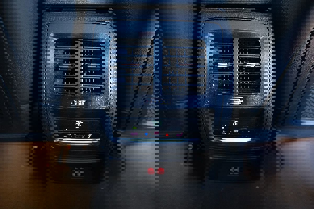 Used 2021 BMW X3 sDrive30i w/ Convenience Package image 40